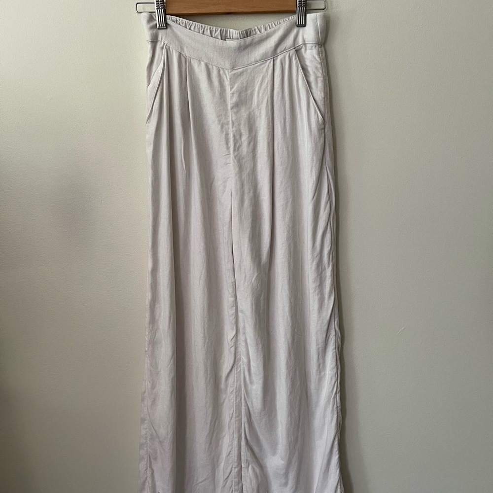 NWOT Abercrombie linen Elegant White Women's flowy pants with pockets